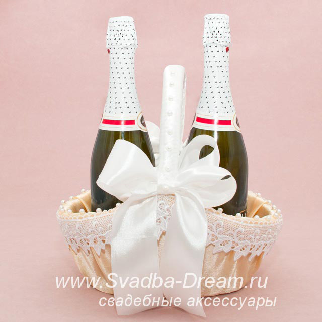 Корзинка с бантом для свадебного шампанского (К-13 в золотом цвете)